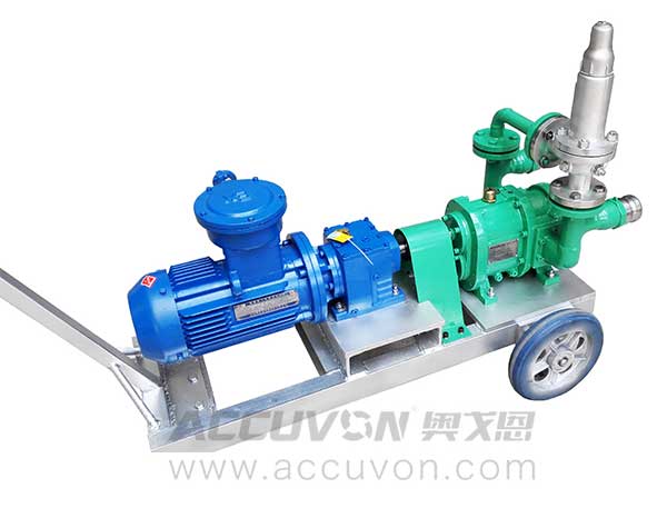 應急搶險（xiǎn）泵車維修方便麽