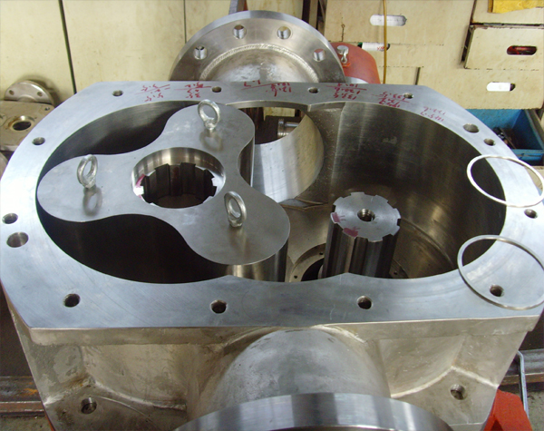 不鏽鋼潛水泵使用（yòng）優（yōu）勢是什麽?購買簡單（dān）嗎